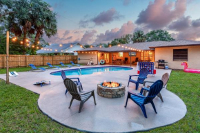 Heated Pool, Game Room & 4Bdrm - Bay Bungalow